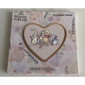Disney Winnie The Pooh Heart Shaped Eyeshadow Palette With Mirror 12 Colors NEW